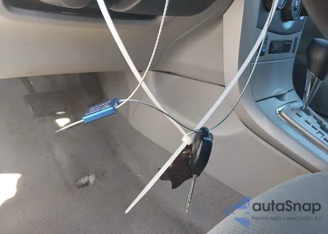 2011 Toyota Corolla Le z USA, uszkodzony, nr VIN 2T1BU4EE0BC543916